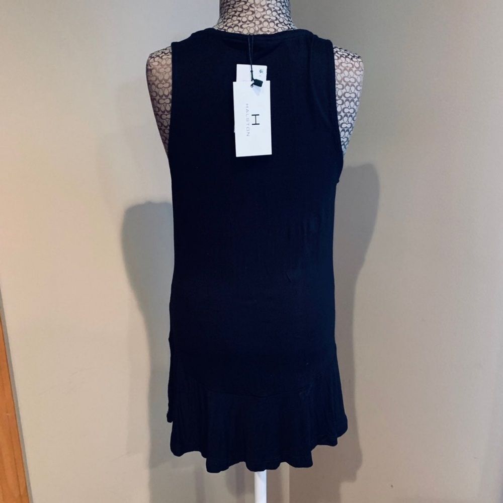 Halston Top Size Medium NWT - Picture 5 of 9